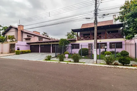 Sobrado com 4 Quartos à venda, 420m² no Marechal Rondon, Canoas