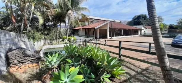 Fazenda/Sítio com 4 Quartos à venda, 9200m² no Jardim Ivone, Bauru