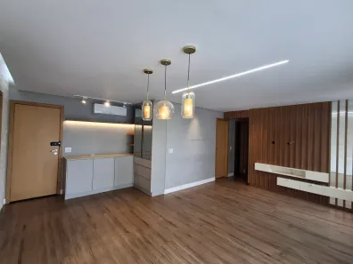 Apartamento com 3 Quartos para alugar, 108m² no Jardim Goiás, Goiânia