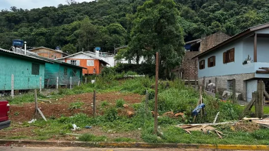 Lote/Terreno à venda, 274m² no Altos da Viação Férrea, Gramado
