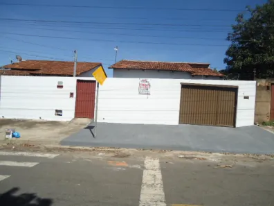 Casa com 4 Quartos para alugar, 100m² no American Park, Aparecida de Goiânia