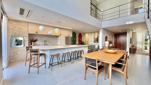 Casa de Condomínio com 3 Quartos à venda, 298m² no Pirabeiraba (Pirabeiraba), Joinville