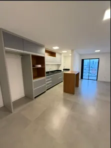 Apartamento com 2 Quartos para alugar, 77m² no Centro, Itajaí
