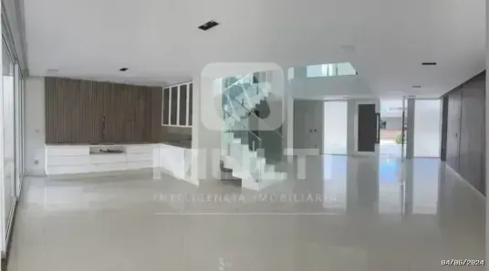 Casa de Condomínio com 4 Quartos à venda, 650m² no Jardim Karaíba, Uberlândia