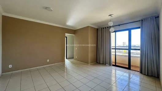 Apartamento com 3 Quartos para alugar, 96m² no São Benedito, Uberaba