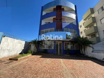 Ponto Comercial para alugar, 560m² no Saraiva, Uberlândia