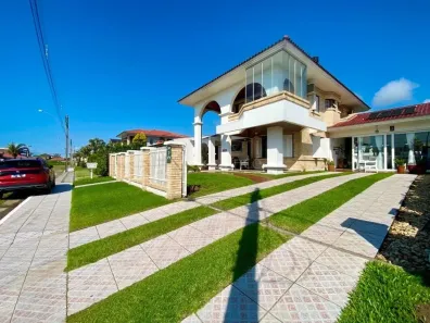 Sobrado com 5 Quartos à venda, 283m² no XANGRI-LÁ, Xangri-lá