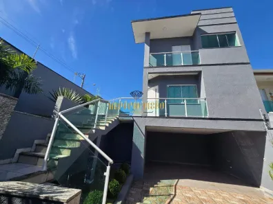 Sobrado com 3 Quartos à venda, 145m² no Vila São Sebastião, Mogi das Cruzes
