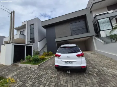Casa de Condomínio com 2 Quartos à venda, 190m² no Cézar de Souza, Mogi das Cruzes
