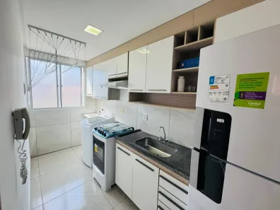 Apartamento com 2 Quartos para alugar, 48m² no Colina de Laranjeiras, Serra