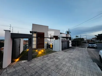 Casa com 3 Quartos à venda, 550m² no Campo, Barbacena