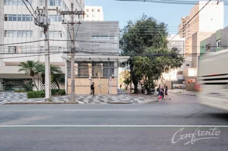 Ponto Comercial para alugar, 552m² no Centro, Curitiba