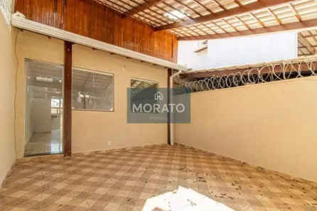 Casa com 2 Quartos à venda, 70m² no Jardim Laguna, Contagem