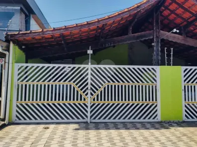 Casa com 2 Quartos à venda, 120m² no Mirim, Praia Grande