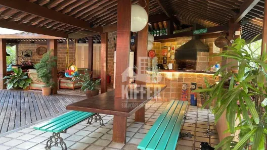 Casa com 4 Quartos à venda, 477m² no Santa Bárbara, Niterói