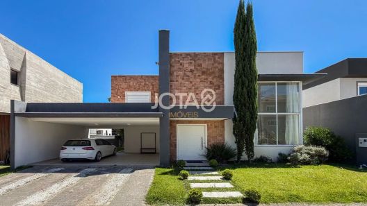 Casa de Condomínio com 4 Quartos à venda, 229m² no São Braz, Curitiba