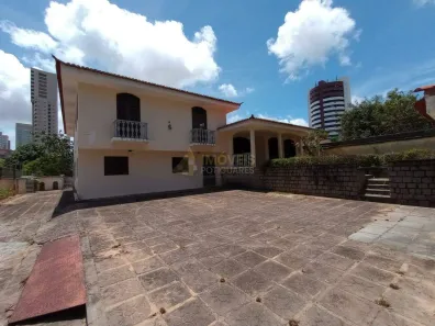 Imóvel Comercial com 8 Quartos à venda, 450m² no Lagoa Nova, Natal