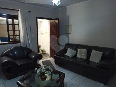Casa com 3 Quartos à venda, 180m² no Parque Peruche, São Paulo