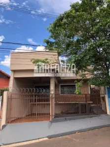 Casa com 3 Quartos à venda, 234m² no Boa Vista, Uberaba
