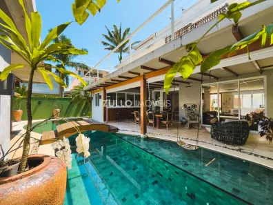 Casa com 5 Quartos para alugar, 450m² no Maresias, São Sebastião