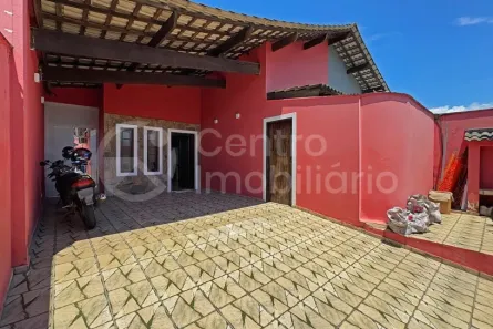 Casa com 3 Quartos à venda, 181m² no Balneario Samburá, Peruíbe