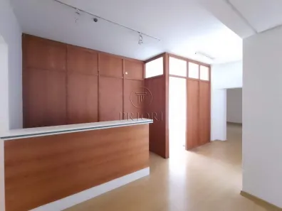 Sala Comercial à venda, 150m² no Moinhos de Vento, Porto Alegre