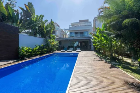 Casa com 5 Quartos para alugar, 400m² no Bairro de Juquehy, São Sebastião