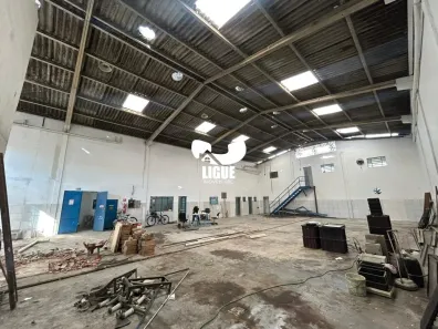 Galpão/Depósito/Armazém para alugar, 800m² no Capuava, Mauá