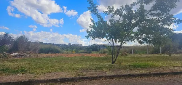 Lote/Terreno à venda, 700m² no Setor Industrial, Brasília