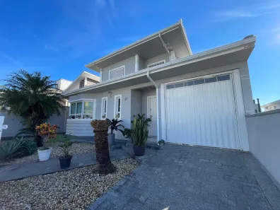 Casa com 3 Quartos à venda, 175m² no Pedra Branca, Palhoça