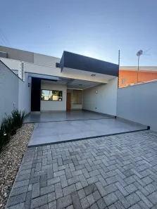 Casa com 3 Quartos à venda, 100m² no Jardim Universo, Maringá