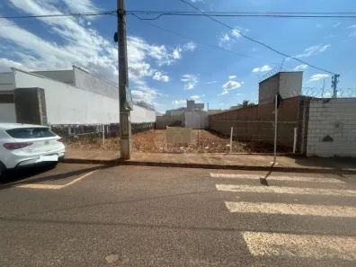 Lote/Terreno à venda, 501m² no Jardim Karaíba, Uberlândia