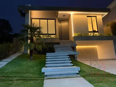 Casa de Condomínio com 4 Quartos à venda, 350m² no Jardim do Golf I, Jandira