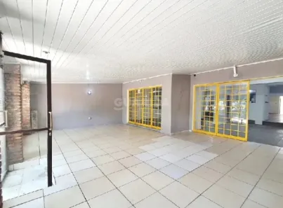 Imóvel Comercial com 3 Quartos para alugar, 270m² no Azenha, Porto Alegre