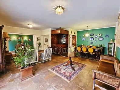 Casa com 3 Quartos à venda, 270m² no Jardim Sumaré, Ribeirão Preto