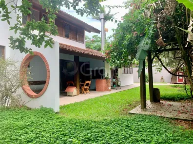 Casa com 6 Quartos à venda, 327m² no Trindade, Florianópolis