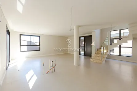 Casa de Condomínio com 3 Quartos à venda, 234m² no Mercês, Curitiba