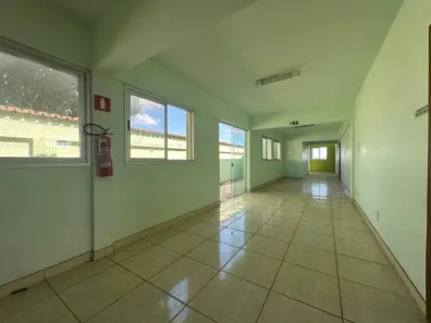 Ponto Comercial com 3 Quartos para alugar, 250m² no Pedra Azul, Contagem