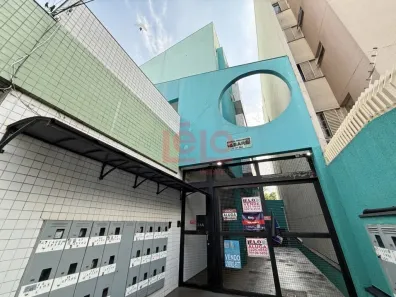 Apartamento com 1 Quarto para alugar, 20m² no Zona 7, Maringá