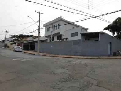 Ponto Comercial para alugar, 346m² no São Luiz, Americana