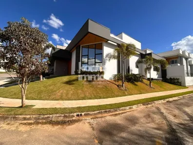 Casa com 3 Quartos à venda, 232m² no Cajuru do Sul, Sorocaba