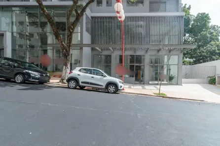 Ponto Comercial para alugar, 174m² no Liberdade, São Paulo