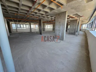 Prédio Comercial para alugar, 900m² no Jardim Emília, Sorocaba