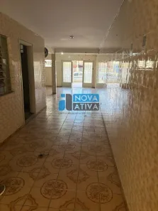 Casa com 3 Quartos para alugar, 200m² no Carandiru, São Paulo