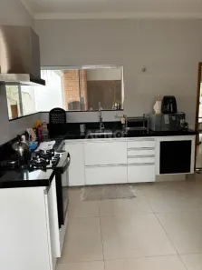 Casa de Condomínio com 3 Quartos à venda, 230m² no Residencial Vale Florido, Piratininga