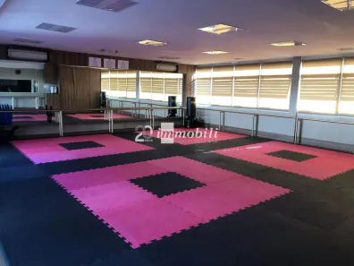 Sala Comercial à venda, 135m² no Granja Viana, Cotia