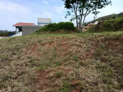 Lote/Terreno à venda, 210m² no Centro, Guararema