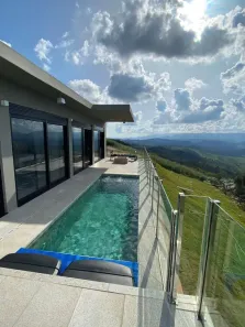Fazenda/Sítio com 3 Quartos à venda, 400000m² no , Santo Antônio do Pinhal