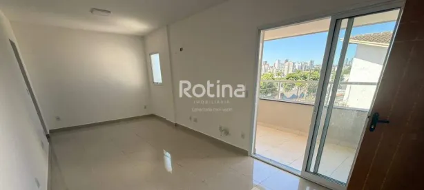 Apartamento com 3 Quartos para alugar, 99m² no Tubalina, Uberlândia