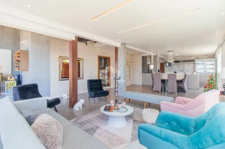 Casa de Condomínio com 4 Quartos à venda, 200m² no Nonoai, Porto Alegre